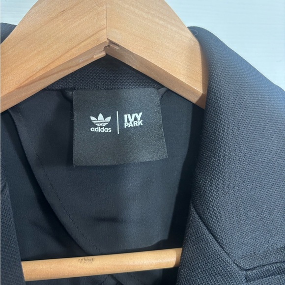 Adidas Ivy Park Black Blazer with Gold Accents Medium Size - Picture 3 of 10